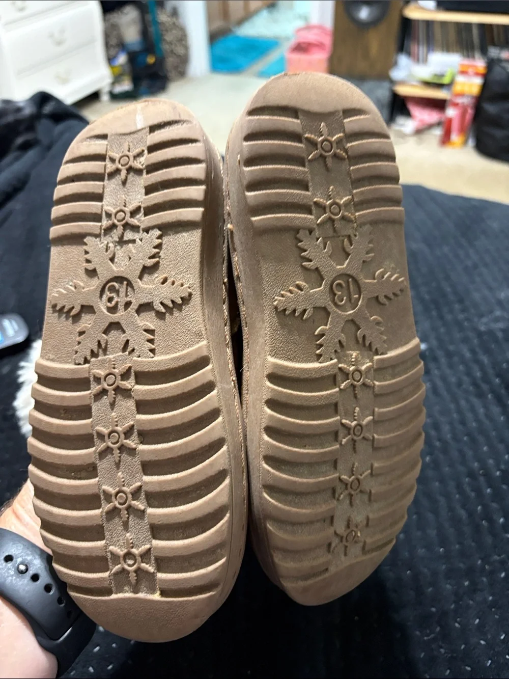 SO Kids Tan Faux-Suede Boots with Cream Fur Trim little girls size 13